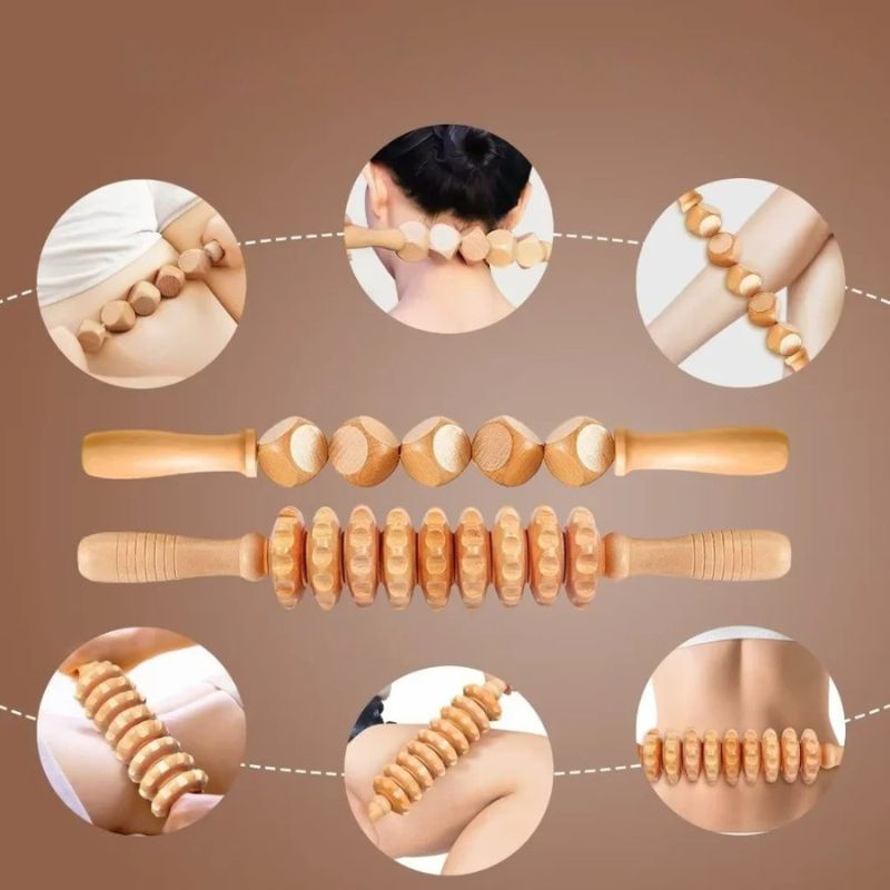 Rouleaux de massage en bois à roues crantées et à boules facettées utilisés sur le dos, la nuque et les bras